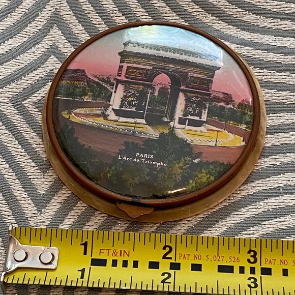 40’s Paris powder case - Picture 5 of 5